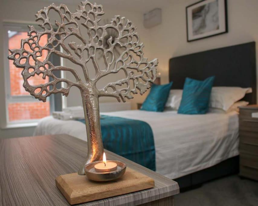 No25-Luxe Living Guest House- 2 Bed-Wifi-Free Parking-City- Beach 斯旺西 外观 照片